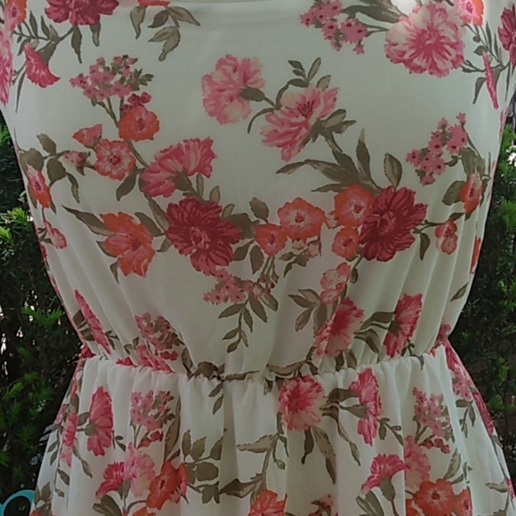Pretty Pink and Cream Floral Spaghetti Strap Mini Dress XXI - Picture 4 of 11
